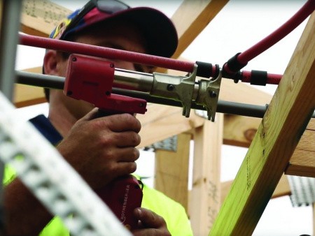 Простая работа одной рукой с использованием ROMAX Axial Простая работа одной рукой с использованием ROMAX Axial