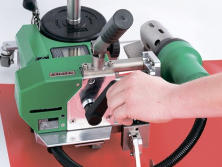 Сварочный аппарат горячего воздуха Униплан 500 - практичный и безопасный Сварочный аппарат горячего воздуха Униплан 500 - практичный и безопасный