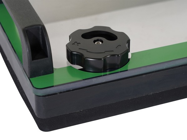 Устройство проверки вакуумом VACUUM PLATE 300 Устройство проверки вакуумом VACUUM PLATE 300